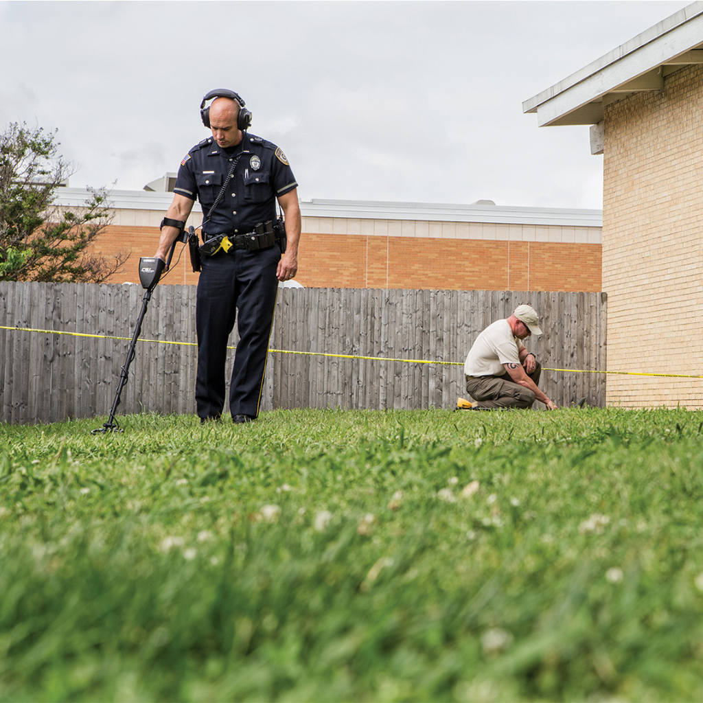 CSI Pro Ground Search Detector